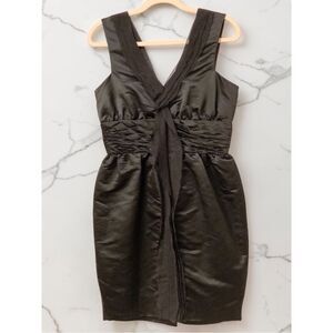 Castle Starr Elegant Black Silk V-Neck Mini Little Black Dress Size 6 EUC